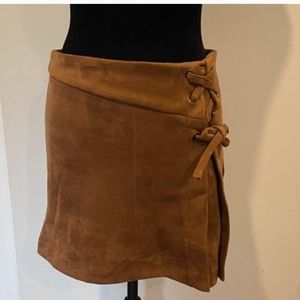 Dex Faux Suede Mini Skirt, NWT Sz L, Color Camel